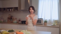 《涩点点》E奶蝶周宁 寂寞俏人妻禁断之爱最刺激 截图12