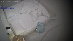 酒店偷拍 本周最佳妹子一边和男友操穴一边美团买了验孕棒测试还买了药物-复方甲硝磋阴道栓 截图1