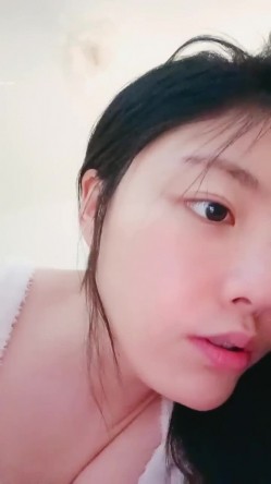 【熙颜】顶级绿播女神! 爆菊 抠逼 道具狂插流白浆~秒射! 清纯风，初恋脸，这逼和奶子绝了！ 截图12