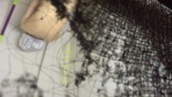 没什么经验现场天花板偷拍美乳少妇阿姨洗澡，怕被发现手还不停的抖，不过看见是真的值！ 截图1