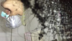 没什么经验现场天花板偷拍美乳少妇阿姨洗澡，怕被发现手还不停的抖，不过看见是真的值！ 截图4