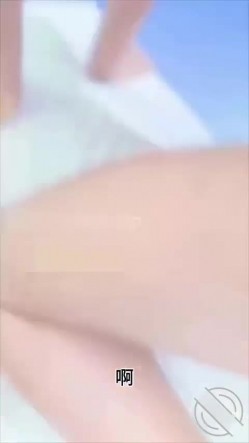 亲姐姐的诱惑-灌醉强奸亲姐姐后续12 酒劲上头的亲姐姐骨子里骚气完全释放 再次口爆骚姐姐 床上床下极致反差 截图13
