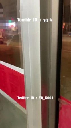 推特绿帽大神YQ-K贡献自己的老婆露出-老婆在情趣内衣店勾引老板2 截图11