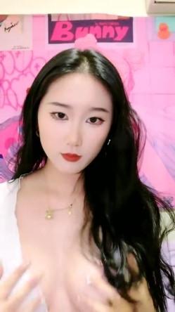 核弹！超美校花【果果qzm】道具狂插~扇脸打逼~妹子都经历了什么？ 截图6