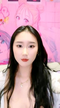 核弹！超美校花【果果qzm】道具狂插~扇脸打逼~妹子都经历了什么？ 截图8