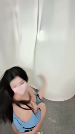 青春无敌，抖音风艺校美少女【杨晓花】定制福利，露脸露点，各种热门BGM裸舞 截图14