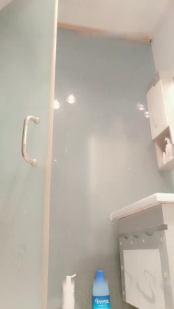 颜值不错苗条身材妹子自慰秀 卫生间香蕉鸡蛋带套塞入逼逼非常诱人 截图16