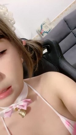 重磅！正宗童颜女神~【京鱼鱼】极品美乳~跳蛋自慰~爽~ 截图9