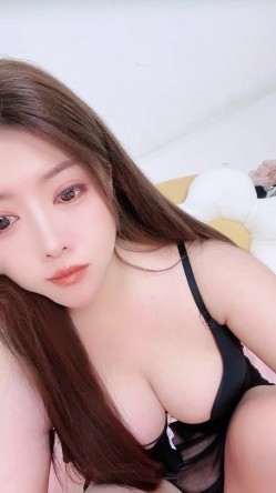 知性反差【知南】看着很御但是说脱就脱 长腿配大奶在镜头前摇曳跳舞 浅浅的黑森林充满诱惑2 截图3
