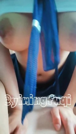 推特57万粉，95后G奶绿帽淫妻【易鸣夫妻_奶昔吖】付费，各种唯美性爱内射 截图5