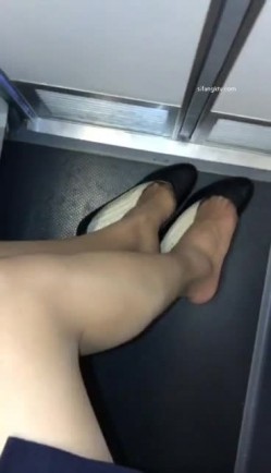 【真实空姐】各大航空美丽空姐不欲人知的真实反差 截图9