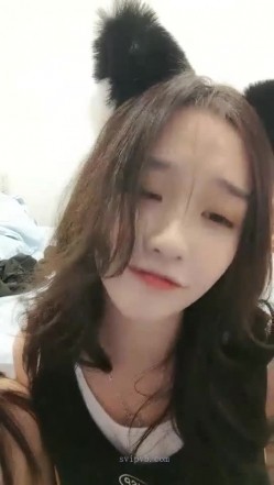 极品高颜冷艳御姐，反差小妈感女主播「金刚护撸娃」「小奶猫」密码房激情淫语撩骚，和姐妹下海大秀，互舔互口 截图16