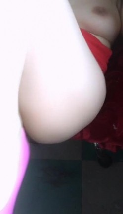 身材丰满大屁股深夜主播露脸一多，道具自慰诱惑，淫语深夜不断，奶子很大逼逼很肥，骚浪表情诱惑你撸，呻吟可射 截图7