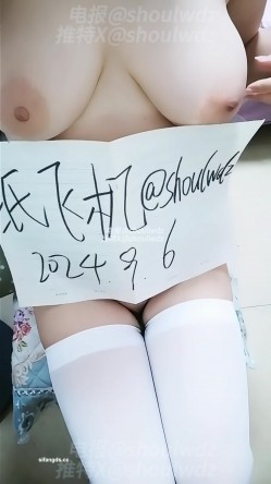 电报、推特PUA大神【shoulwdz】操控多位大奶清纯学生母狗，紫薇裸舞啪啪自拍 截图3