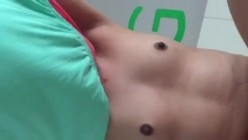 22岁的乡下小表妹，虽然皮肤黝黑但却很好看，无套干她，录小视频还有些害羞~ 截图13