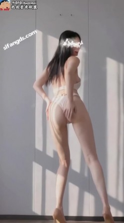 维拉 舞蹈老师TT裸舞 截图12