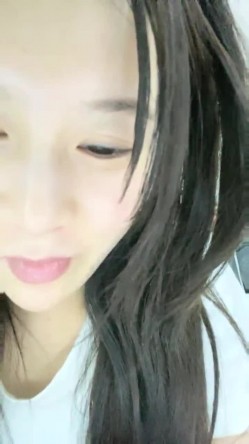 清纯校花~超级甜美~【音音不哭】道具爽到发晕，刚毕业，出租屋里赚生活费，需要大哥们支持 截图5