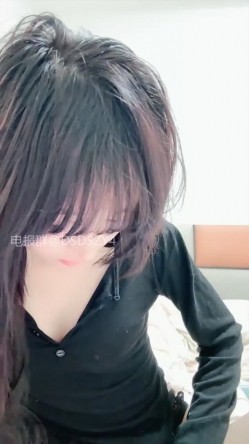 ️猫系校花女神【乖乖饱饱】超级漂亮 裸舞 道具 爽死 截图1