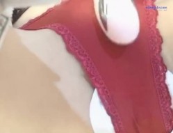 露脸才是王道！高颜长腿极品身材外围绿茶婊【琳琳子】福利~洗澡紫薇足交啪啪你的女神有钱人的母狗 截图15