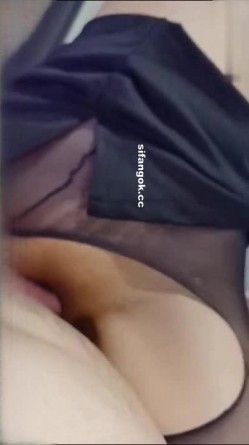 约炮大神【slamdrunk】玩操不同良家美女少妇，个个丝袜高跟无线风骚 截图7