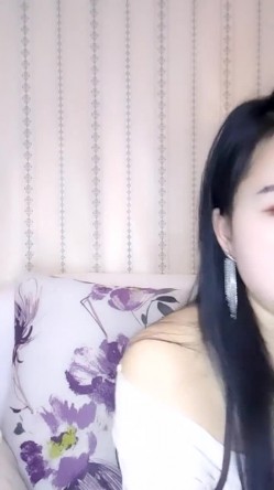 G奶御姐【喜宝】，知性美御姐，眼镜戴上立刻有味儿了，黑丝性爱，骚气已经溢出了屏幕，真屌！ 截图9