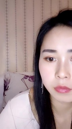 G奶御姐【喜宝】，知性美御姐，眼镜戴上立刻有味儿了，黑丝性爱，骚气已经溢出了屏幕，真屌！ 截图12