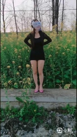 万人求购，推特反差婊，顶级绿帽骚妻【嫂子爱露出】一女战多男，群P大乱交，捆绑调教野战 截图1