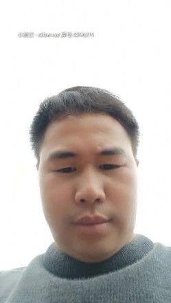 小胖哥偸情漂亮苗条小姨子户外山上野战扶着树后入搞的正在性头上被路人打断吓尿了赶紧换个地方继续搞 截图9