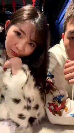 泡良大神性爱救火队「Xinyimark 」OF日常约炮露脸私拍 众多良家学生模特网红拜倒在炮王牛仔裤下 截图2