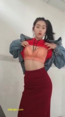 最新私人圈高颜值大二漂亮骚妹纸极限骚出天际新篇 淫乱校园 极美露出 披肩发好漂亮 高清私拍45P 高清720P版 截图1