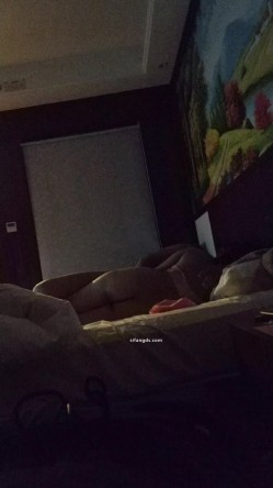 真实绿帽博主，【王军】让老婆陪各个不同单男啪啪，各种特写插穴，太淫乱了 截图2
