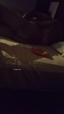 真实绿帽博主，【王军】让老婆陪各个不同单男啪啪，各种特写插穴，太淫乱了 截图12