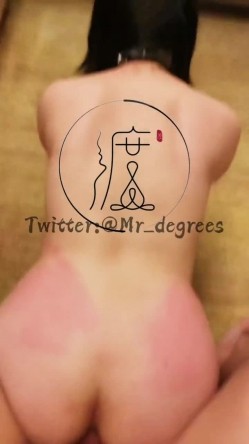 推特潮汕DOM绿帽调教大神【渡先生】私拍，各种羞辱M贱母狗，圣水口水毒龙吞精踩脸臭袜终极玩肏 截图4
