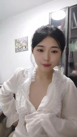 【七七爱吃饭】，第一天下海播就上了收益榜，颜值才是王道，湖南妹子，极品身材美乳美穴 截图15