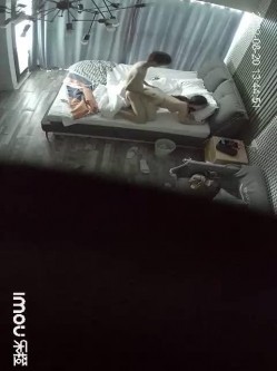 最新流出乐橙酒店偷拍 ️学生情侣每次打完撸啊撸就开始草，姿势还挺多的 截图6