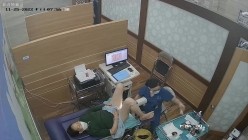 《妇产科监控破解》多位美女少妇张开大腿让医生又抠又摸检查阴道 截图9