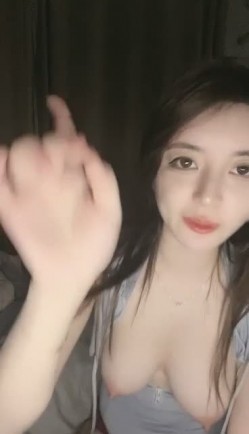 美到炸裂【棉棉熊】最顶颜值，不断刷新记录，奶子又大又白，真想上去舔几口 截图3