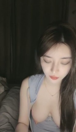 美到炸裂【棉棉熊】最顶颜值，不断刷新记录，奶子又大又白，真想上去舔几口 截图7