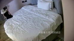 安防精品 商务人士和年轻女孩调情抠逼 亲吻调情激情啪啪 干了两炮很满足 截图2