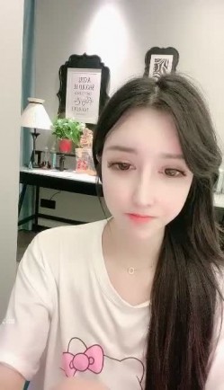 硬核超级重磅！终于等到女神开收费了~几十万人追踪的网红小姐姐【yoki】我靠！无数次幻想的大毛逼~精都射绝了 截图1