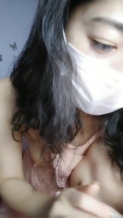 国人少妇主播独自在家扣逼秀 截图6