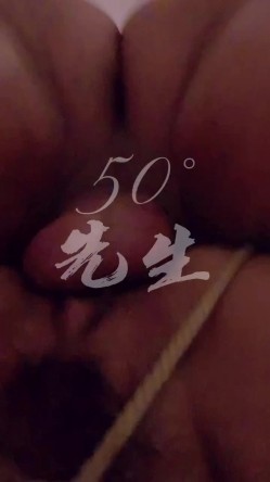 原版高价订购，潮汕DOM绿帽调教大神【50度先生】全集，圣水3P调教各种羞辱M贱母狗 截图16