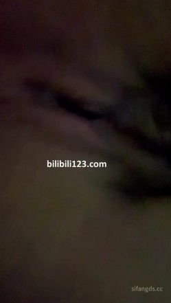 补习班女厕近距离抄底贴B拍几位美女老师的神秘花园 截图6