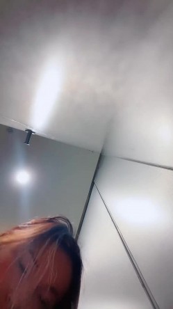 【露露姐】超骚御姐~美乳诱惑~户外跳蛋~车震无套啪啪 截图2