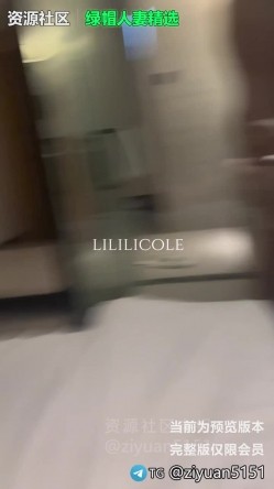 真实勾搭少妇、人妻收割机「bbboi096」《医院勾搭的熟女阿姨偷情》黑丝高跟酒店刺激开门后入，老公长期阳痿好久没吃饱了 截图15