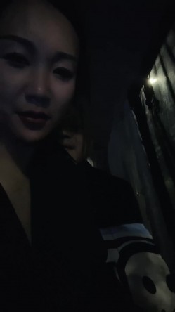 【泡泡马】白领御姐~! 白皙身材~户外刺激车震~无套啪啪 截图4