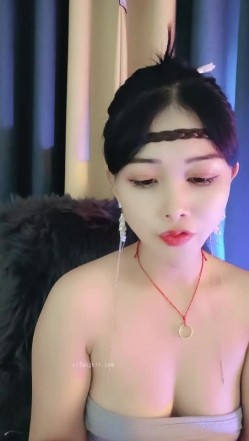 哦买噶 ️女神成功突破自我【月予】美到炸裂~撸奶抠逼极限诱惑~看得鸡儿硬邦邦 ️今晚必撸奔溃！ 截图15