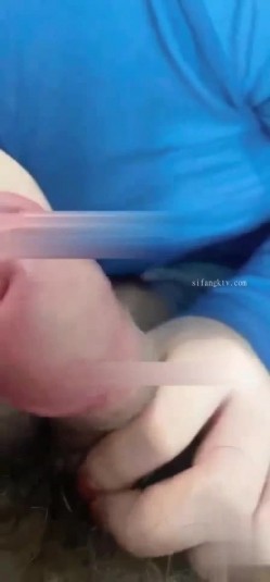 乱伦【极品瑜伽嫂子】 ️穿巴黎世家嫂子给我舔屁眼舔出屎来了 截图10