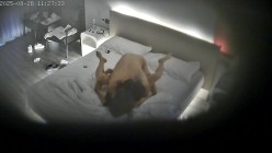 酒店偷拍 ️领导趁中午休息带美女秘书到酒店厮混被疯狂榨取 截图12