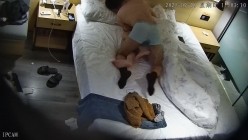 高校附近酒店偷拍 正午阳光正好呆萌女友的身体散发着圣洁的光女友上位耸动阳光照在屁股上菊花上 截图5